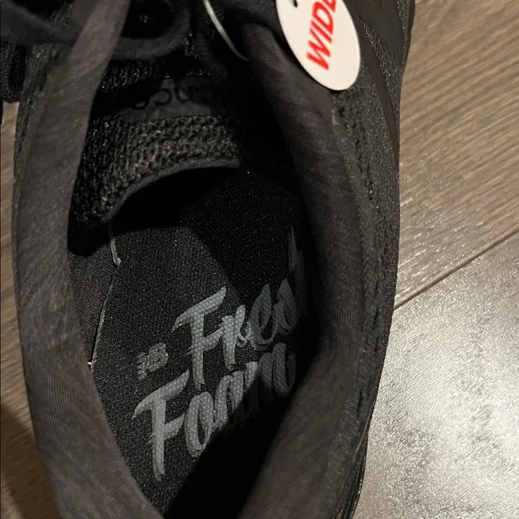 New Balance Black Athletic Sneakers fresh form - Picture 5 of 7